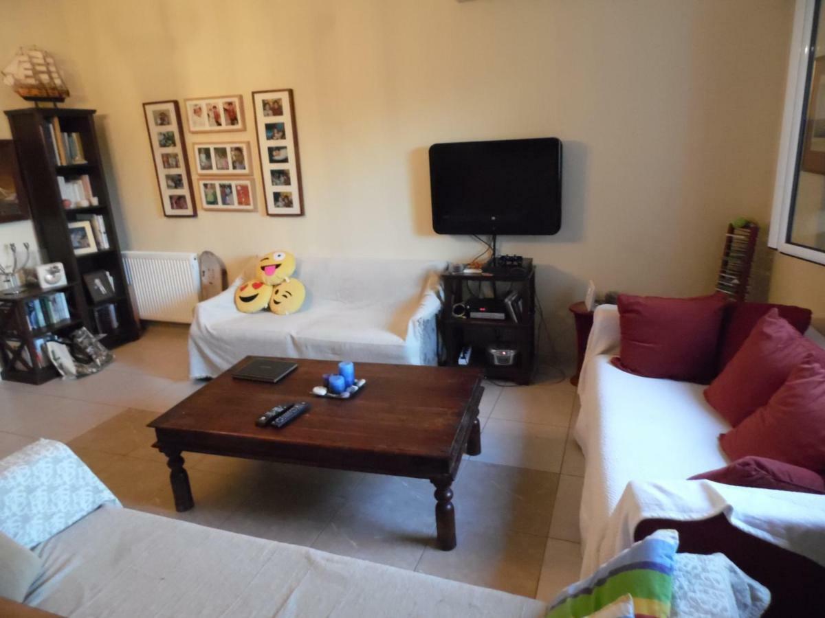 Theni Olive Grove Villa Kato Yerakarion Extérieur photo